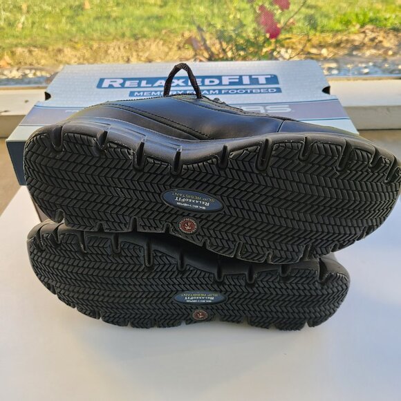 Skechers Sure Track Trickel Women's Work Shoes - Size 7.5, Black - Picture 8 of 12